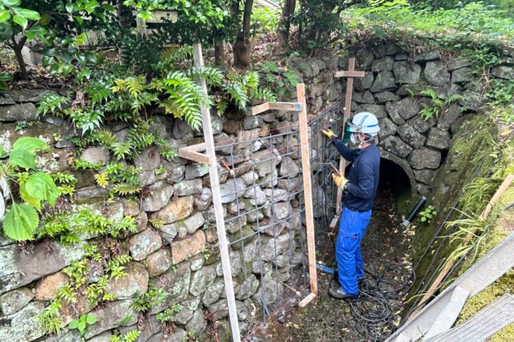 水路石積み補強工事