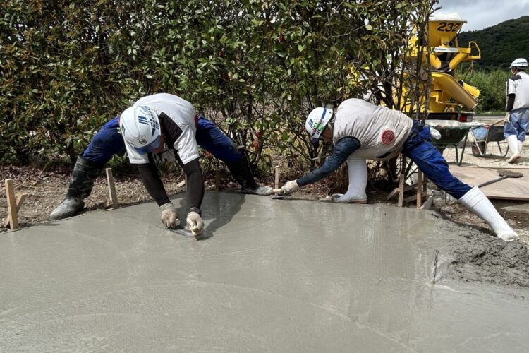 コンクリート舗装工事