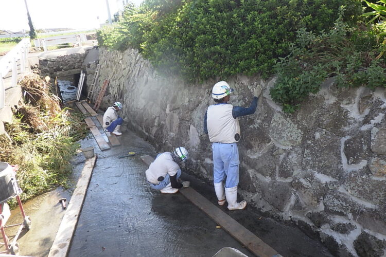 水路石積目地補修工事