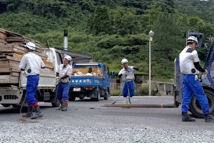 漁港海岸護岸復旧工事